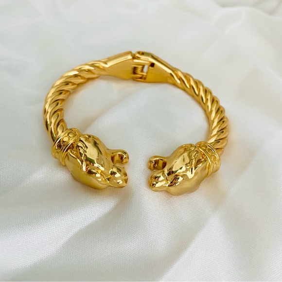 Tiger Cuff Bracelet - Picture 6 of 9